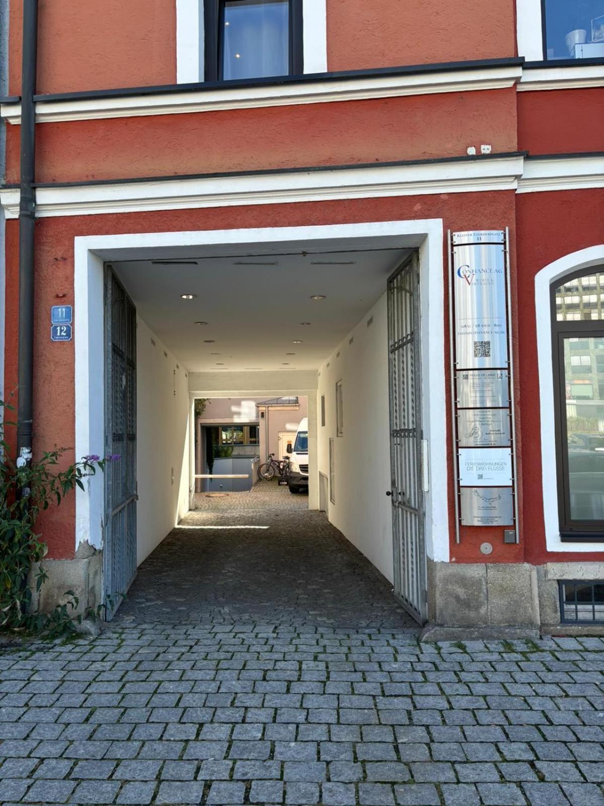 Wohnung Donau - Im Zentrum, Kueche, Parkplatz, Ruhig Gelegen Passau Eksteriør bilde
